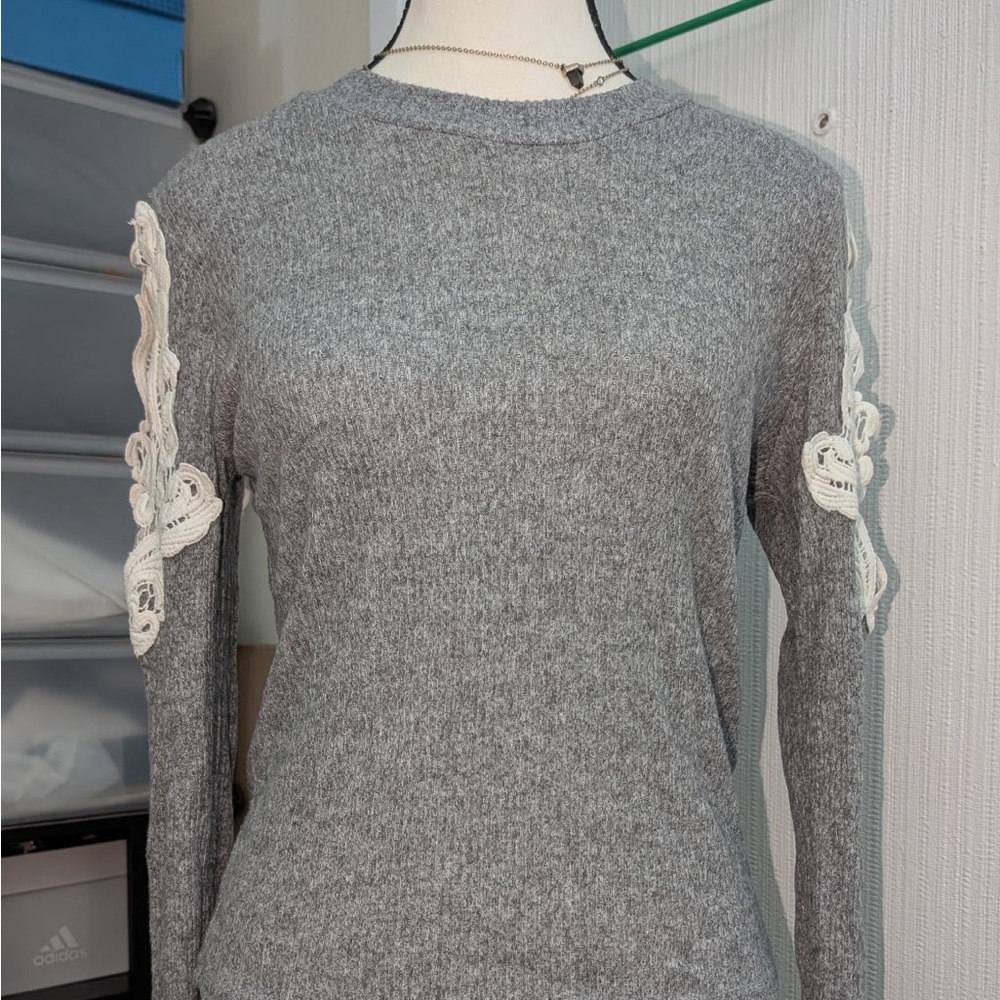 Heart Hips Gray Knit Sweater